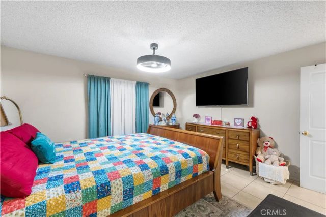 1733 E Norberry, Lancaster, CA 93535