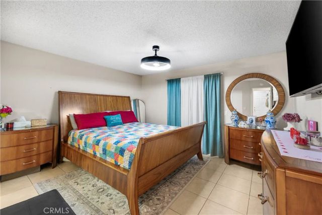 1733 E Norberry, Lancaster, CA 93535