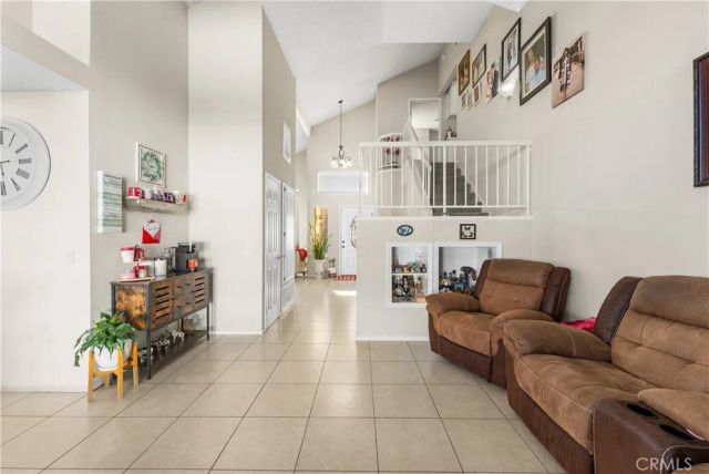 1733 E Norberry, Lancaster, CA 93535