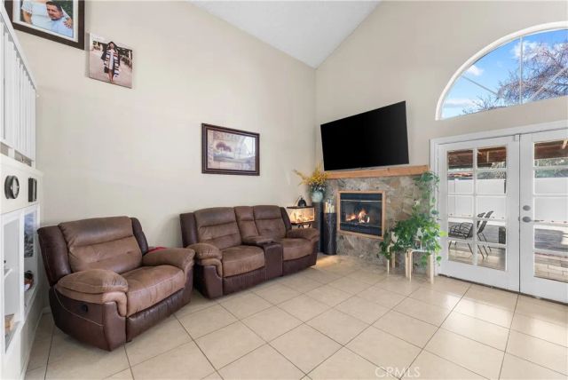 1733 E Norberry, Lancaster, CA 93535