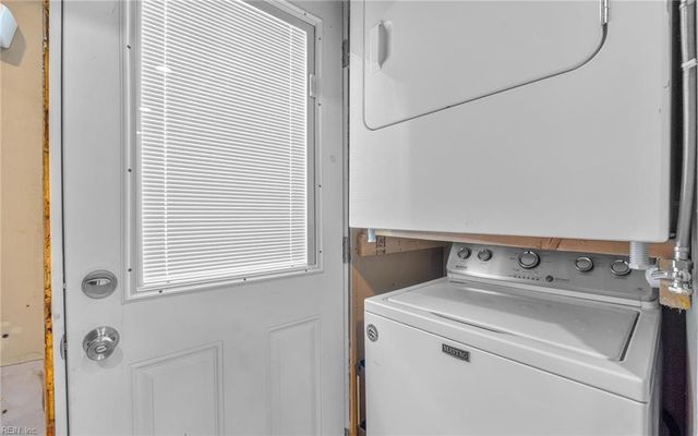 2909 Dante PL, Virginia Beach, VA 23453