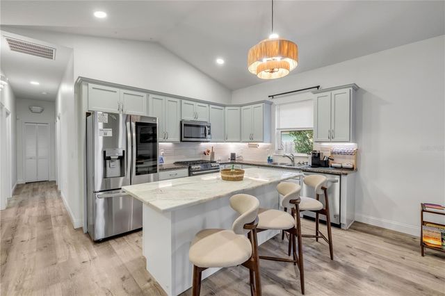 14 SEMINOLE AVENUE, Palm Coast, FL 32137