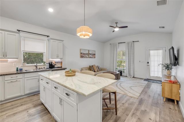 14 SEMINOLE AVENUE, Palm Coast, FL 32137