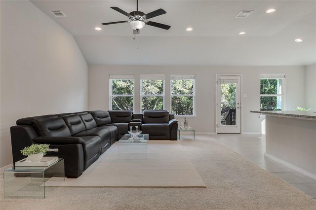 21711 Crystal WAY, Lago Vista, TX 78645