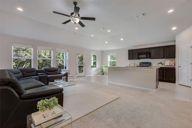 21711 Crystal WAY, Lago Vista, TX 78645