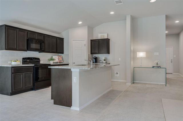 21711 Crystal WAY, Lago Vista, TX 78645