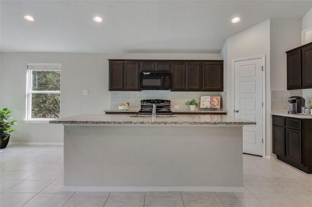 21711 Crystal WAY, Lago Vista, TX 78645