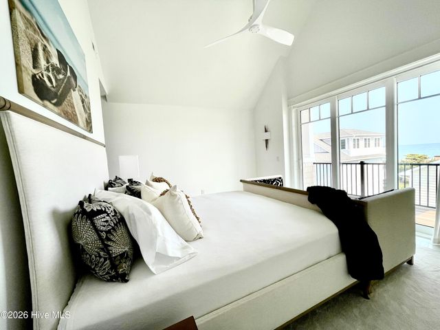 285 W Second Street, Ocean Isle Beach, NC 28469