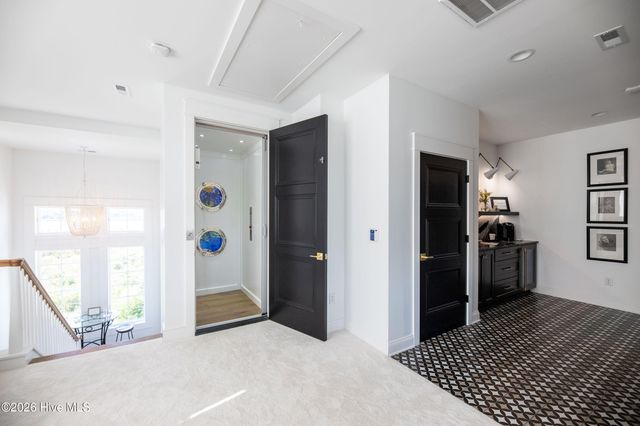 285 W Second Street, Ocean Isle Beach, NC 28469