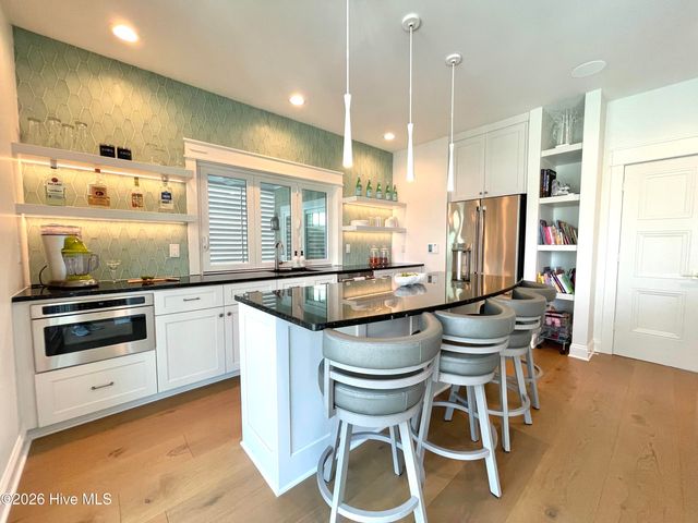 285 W Second Street, Ocean Isle Beach, NC 28469