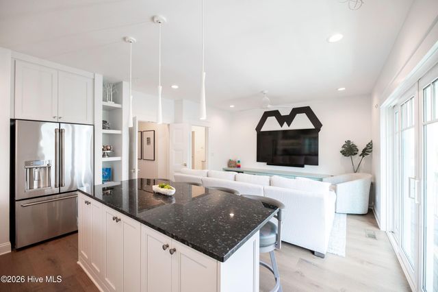 285 W Second Street, Ocean Isle Beach, NC 28469