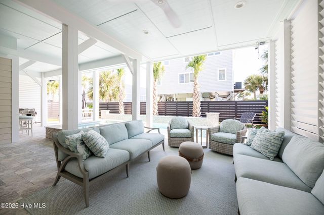 285 W Second Street, Ocean Isle Beach, NC 28469