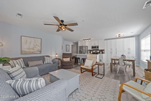 1215 N Middleton Drive Apt 2704, Calabash, NC 28467