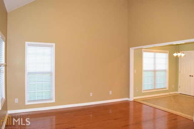 35 Bedford Park Drive, Newnan, GA 30263