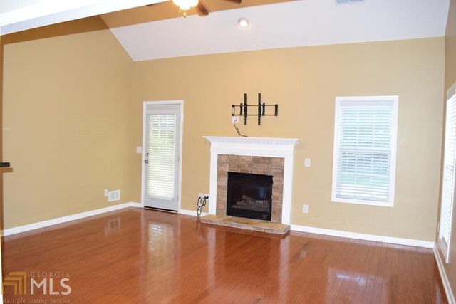 35 Bedford Park Drive, Newnan, GA 30263