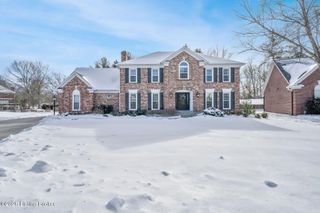 10416 Sterling Springs Rd, Louisville, KY 40223