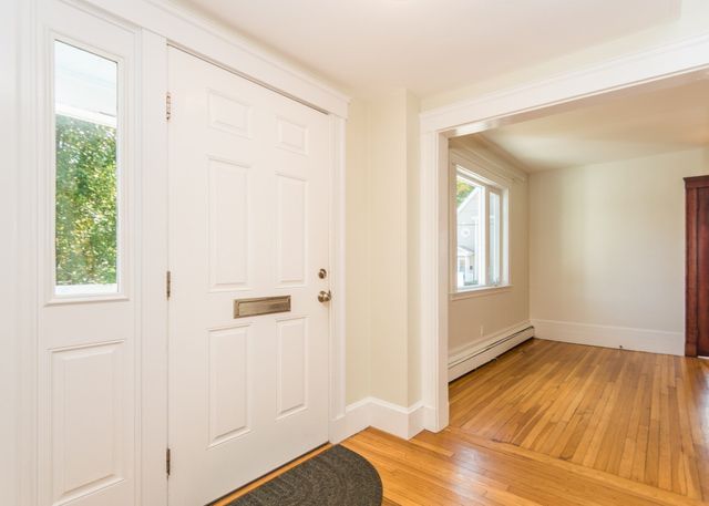 17 Hamblin Road, Waltham, MA 02453