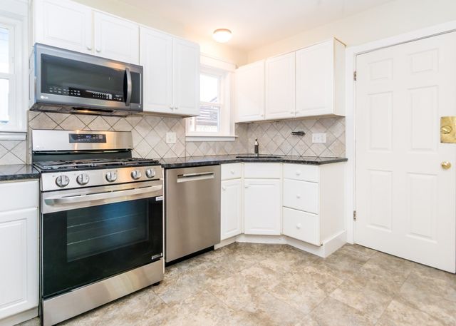17 Hamblin Road, Waltham, MA 02453