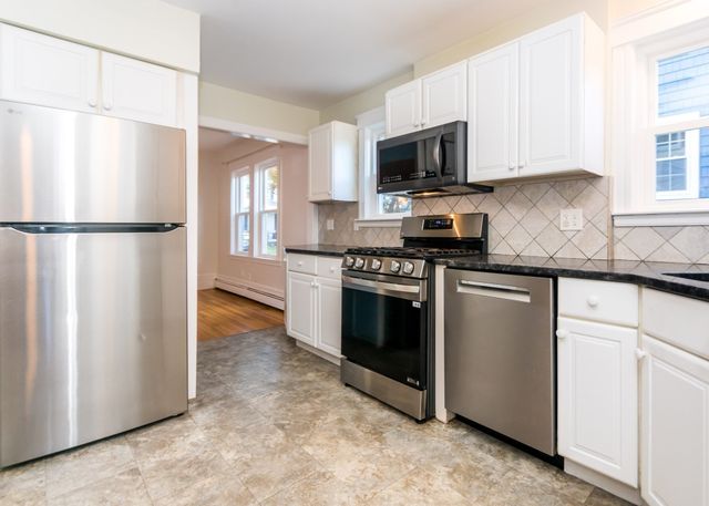17 Hamblin Road, Waltham, MA 02453