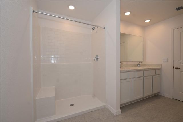 5 LLESTONE PATH, Palm Coast, FL 32164