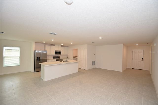 5 LLESTONE PATH, Palm Coast, FL 32164