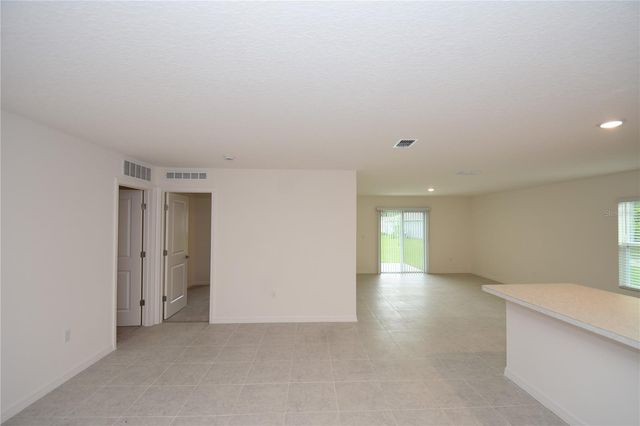 5 LLESTONE PATH, Palm Coast, FL 32164