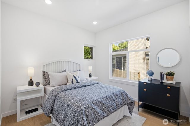 5720 NE 65th Street, Seattle, WA 98115