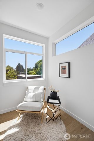 5720 NE 65th Street, Seattle, WA 98115