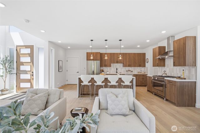 5720 NE 65th Street, Seattle, WA 98115