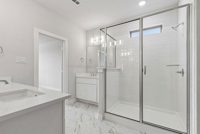 10605 Blakely Creek Road, Fort Worth, TX 76126