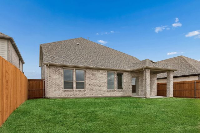 10605 Blakely Creek Road, Fort Worth, TX 76126