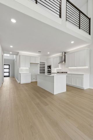 10605 Blakely Creek Road, Fort Worth, TX 76126
