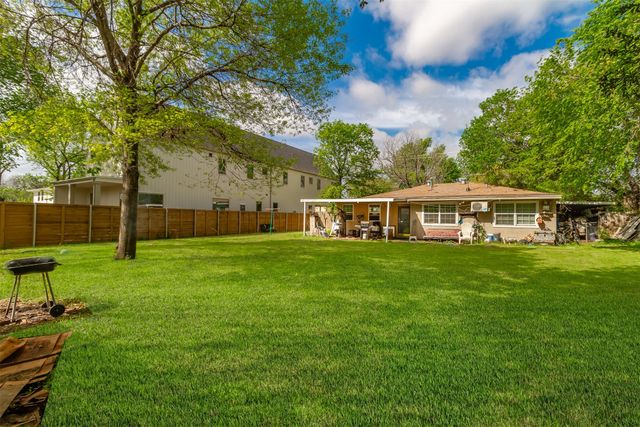 417 Athenia Drive, Fort Worth, TX 76114