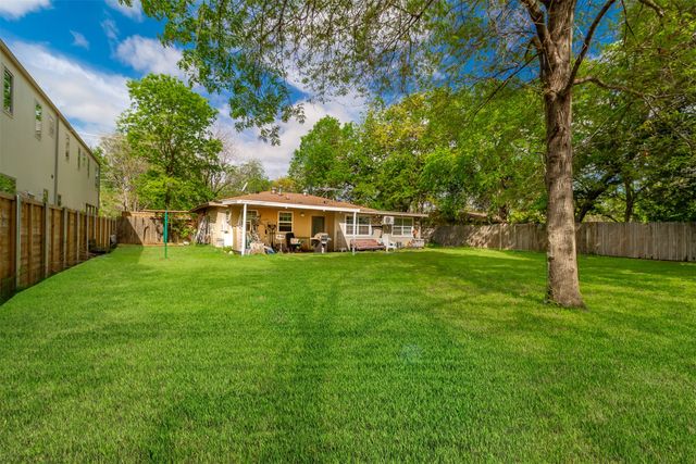 417 Athenia Drive, Fort Worth, TX 76114