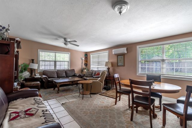 417 Athenia Drive, Fort Worth, TX 76114