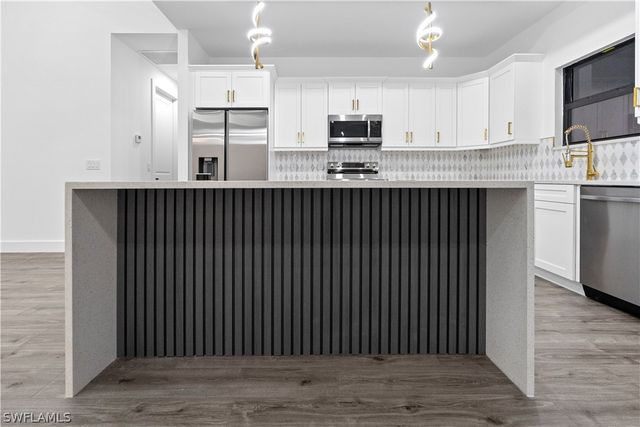 2714 24th ST W, Lehigh Acres, FL 33971