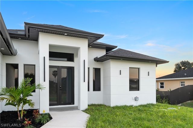 2714 24th ST W, Lehigh Acres, FL 33971