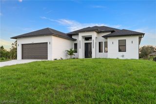 2714 24th ST W, Lehigh Acres, FL 33971