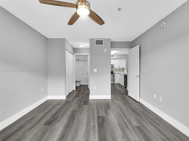 2071 Renaissance Blvd 303, Miramar, FL 33025