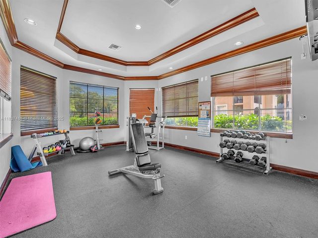 2071 Renaissance Blvd 303, Miramar, FL 33025