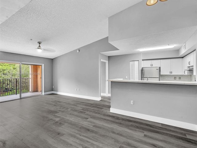 2071 Renaissance Blvd 303, Miramar, FL 33025