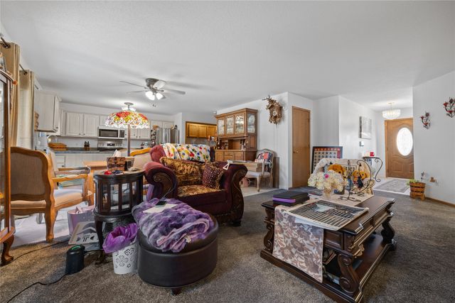 4010 SE 22nd Street, Des Moines, IA 50320