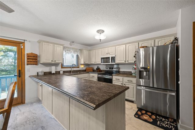 4010 SE 22nd Street, Des Moines, IA 50320