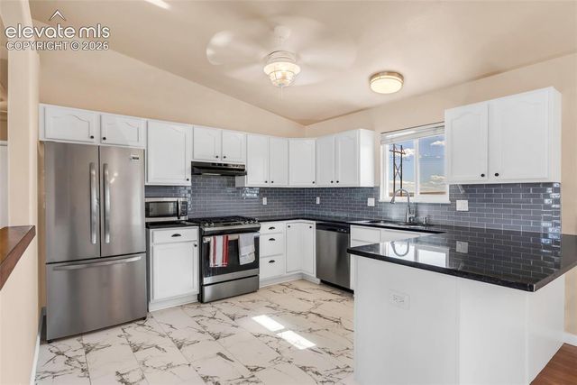 1172 W Bella Casa Drive, Pueblo West, CO 81007