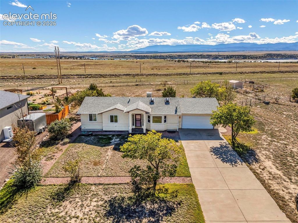 1172 W Bella Casa Drive, Pueblo West, CO 81007
