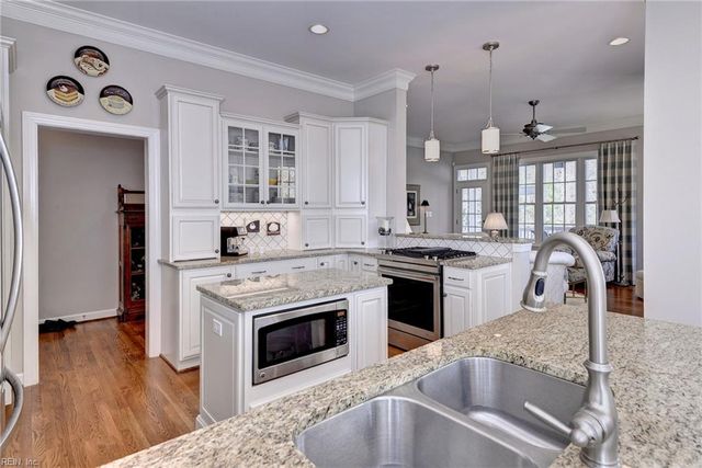 5206 Rollison DR, Williamsburg, VA 23188