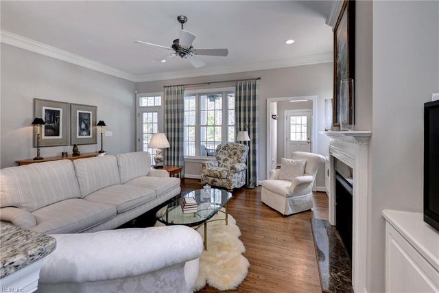 5206 Rollison DR, Williamsburg, VA 23188