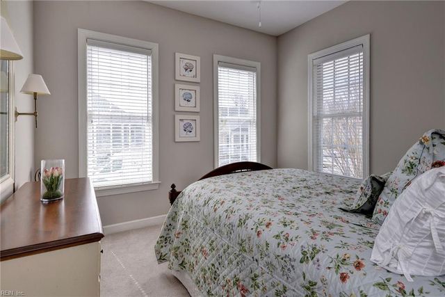 5206 Rollison DR, Williamsburg, VA 23188