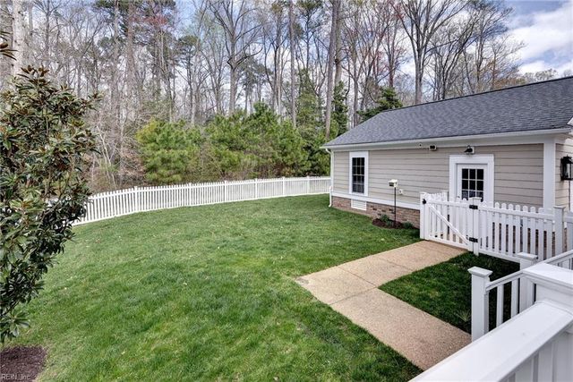 5206 Rollison DR, Williamsburg, VA 23188