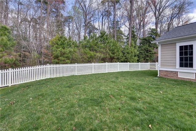 5206 Rollison DR, Williamsburg, VA 23188